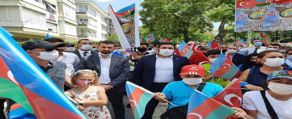 Osmanlı Ülkü Ocakları Azerbaycan `a Destek İçin Anıtkabir `de