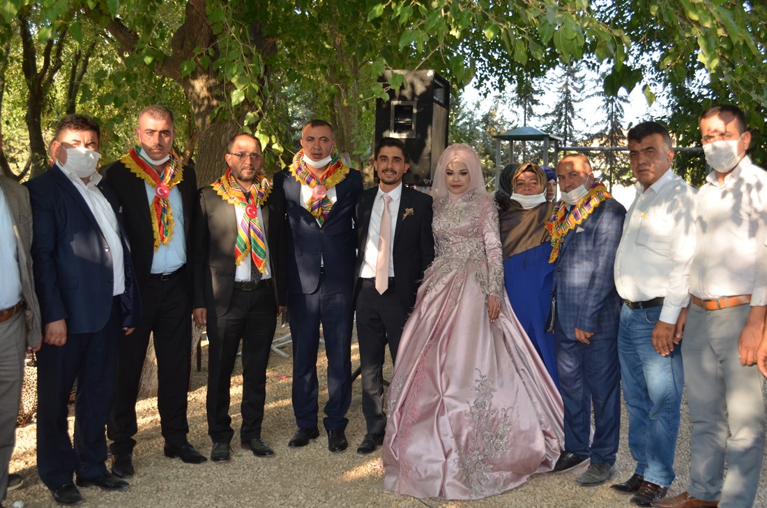 Yıldırım ve Doğan Ailesinin Mutlu Günü