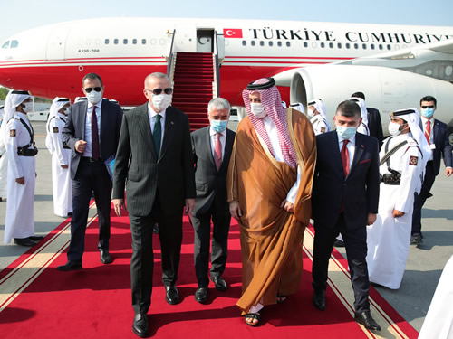 Cumhurbaşkanı Erdoğan Katar’da
