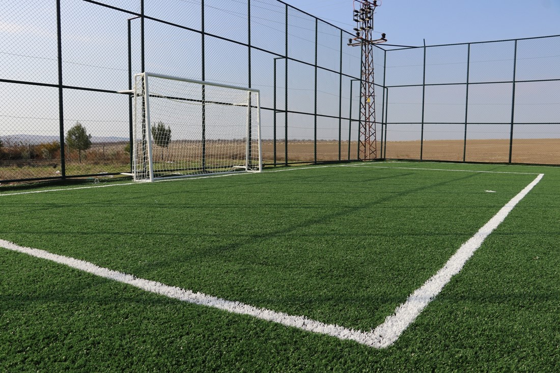 KARAKÖPRÜ KIRSALINDA SPOR TESİSLERİ ARTIYOR
