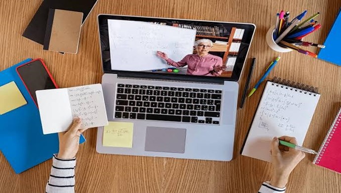Online eğitime pandemi nedeniyle talep 5 kat artı