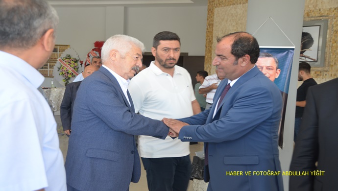 CHP BİRECİK İLÇE KONGRESİ YAPILDI! BAŞKAN HASAN KURT GÜVEN TAZELEDİ