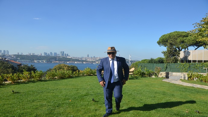 KRAL GAZETECİ ABDULLAH YİĞİT `TEN YENİ YIL MESAJI